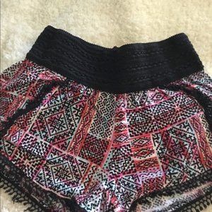 No Boundaries Black and Pink Patterned Women Shorts